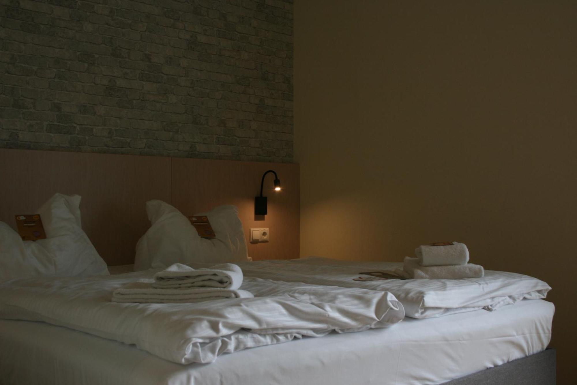 Jufa Hotel Im Brueckenkopfpark - Juelich Buitenkant foto